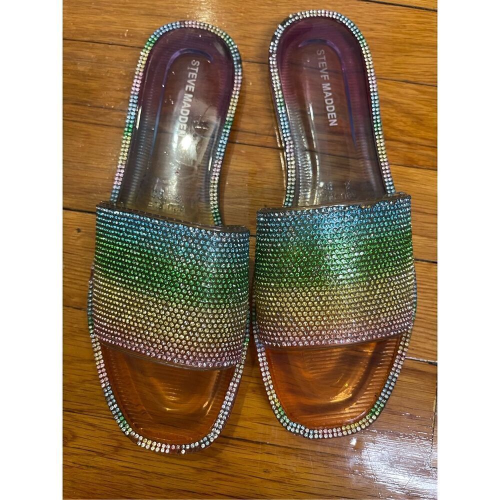 EUC Steve Madden Rhinestone Jellies 8